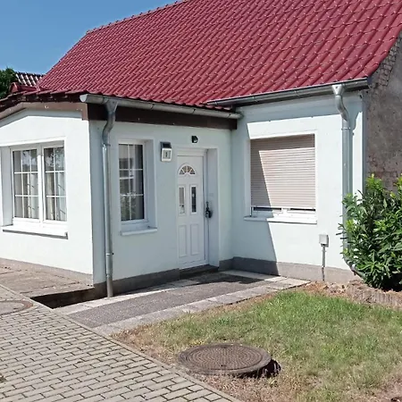 Monteurunterkunft Locktow Exterior foto